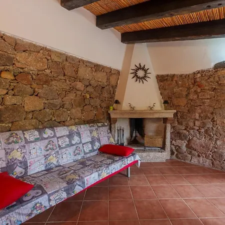Lu Stazzu Di Tarraolta 4 *